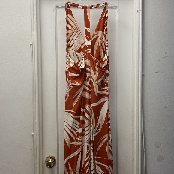 ⭐️ ⭐️ EXPRESS Woman’s Sundress ⭐️ Great Condition! Size L - Picture 2 of 3